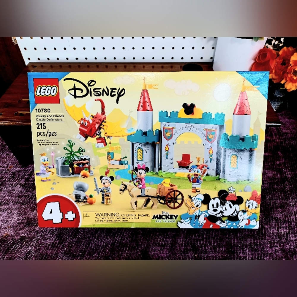 LEGO Disney / Mickey and Friends Castle Defenders